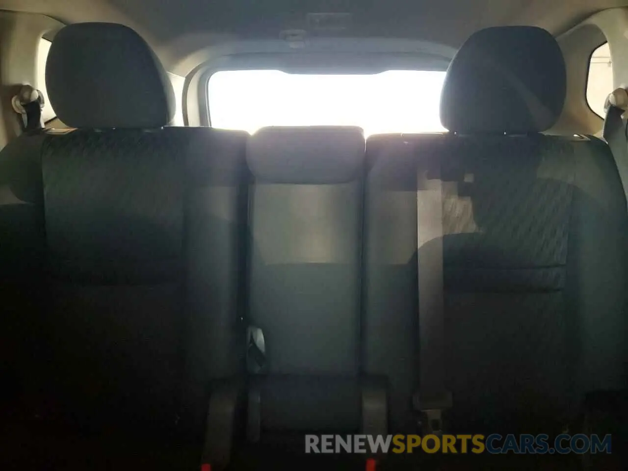10 fotografías del automóvil dañado KNMAT2MV5KP558322 NISSAN ROGUE 2019