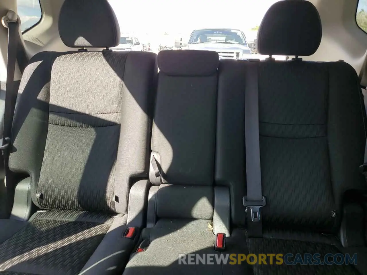 10 fotografías del automóvil dañado KNMAT2MV7KP523670 NISSAN ROGUE 2019