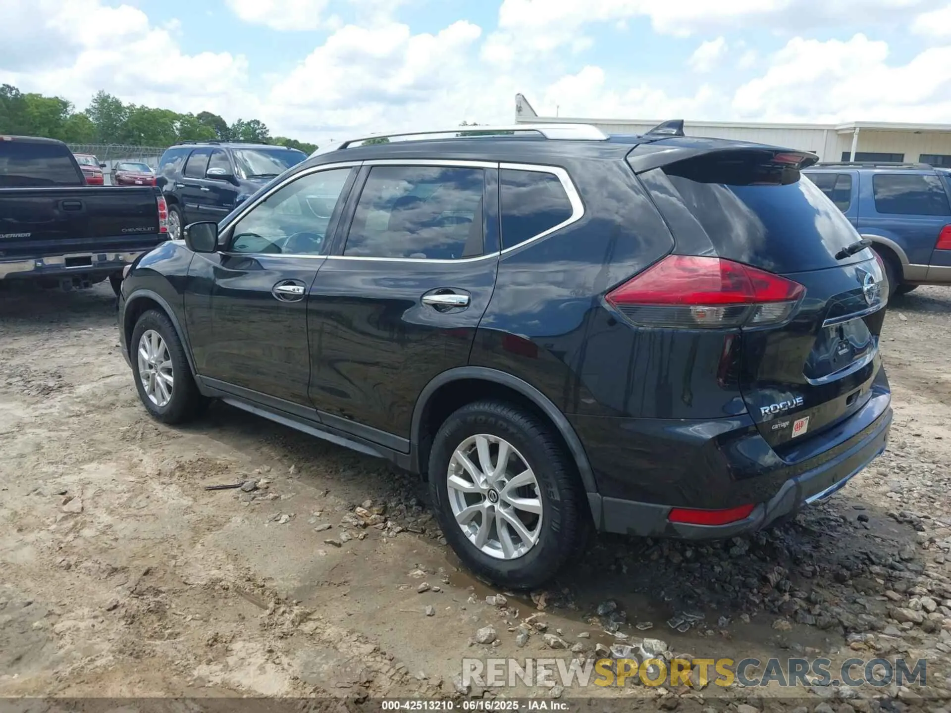 3 fotografías del automóvil dañado KNMAT2MV8KP525587 NISSAN ROGUE 2019
