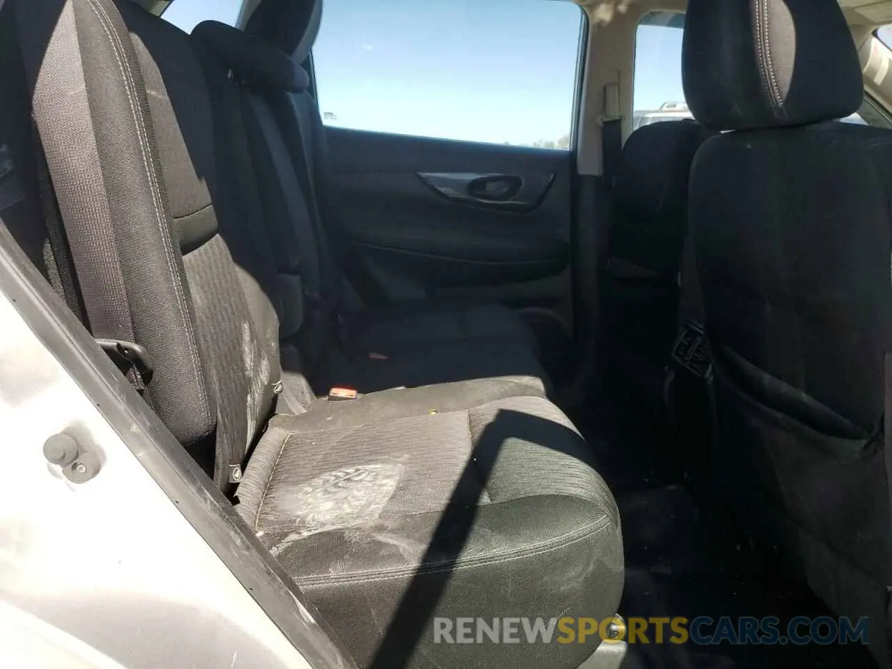 12 fotografías del automóvil dañado KNMAT2MVXKP527180 NISSAN ROGUE 2019