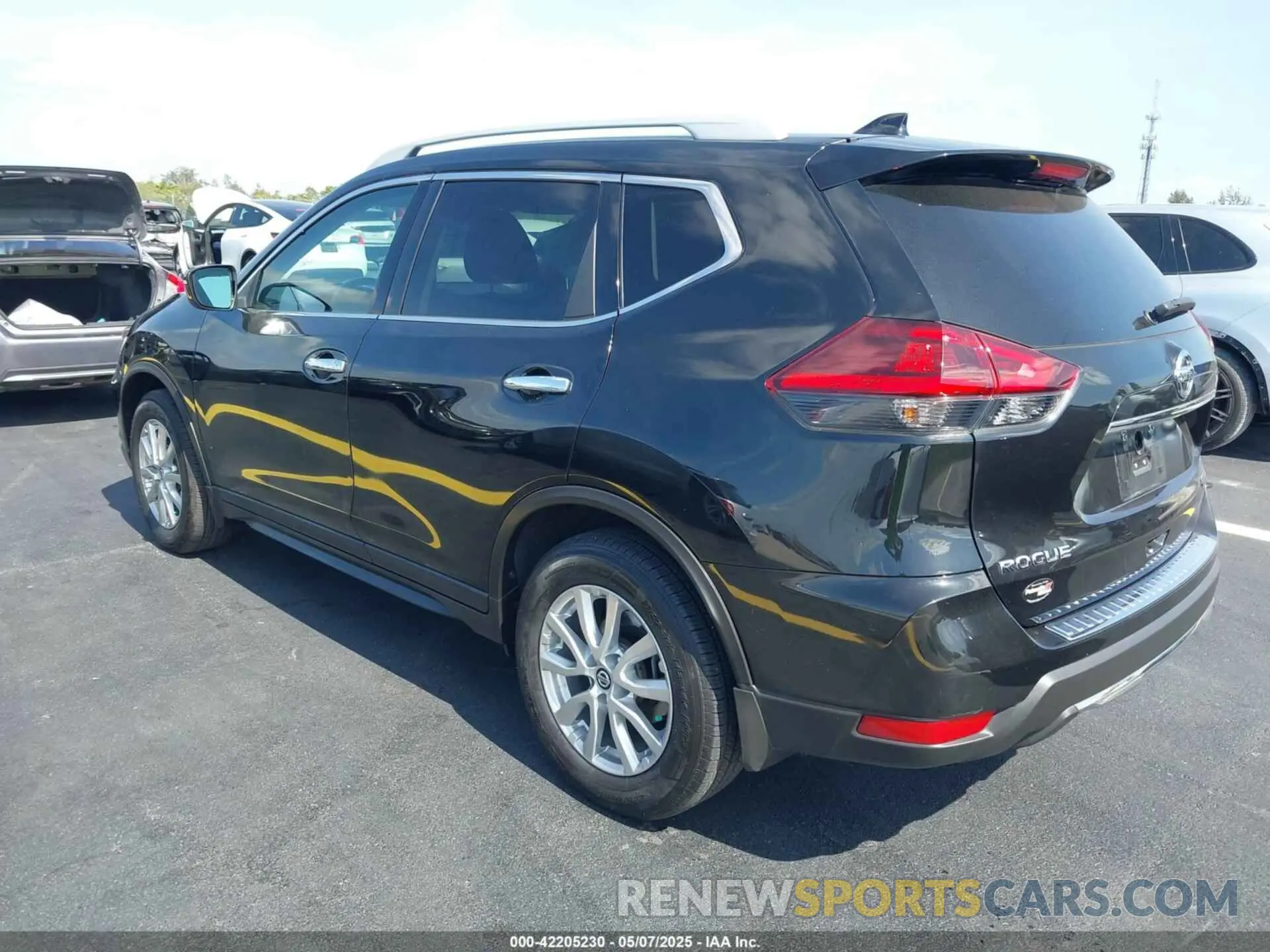 3 fotografías del automóvil dañado 5N1AT2MT0LC760889 NISSAN ROGUE 2020