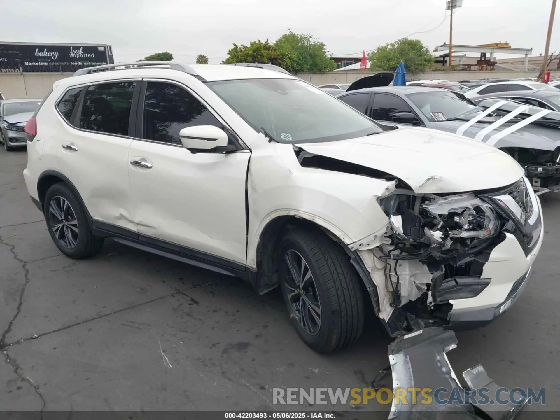1 fotografías del automóvil dañado 5N1AT2MT4LC792857 NISSAN ROGUE 2020