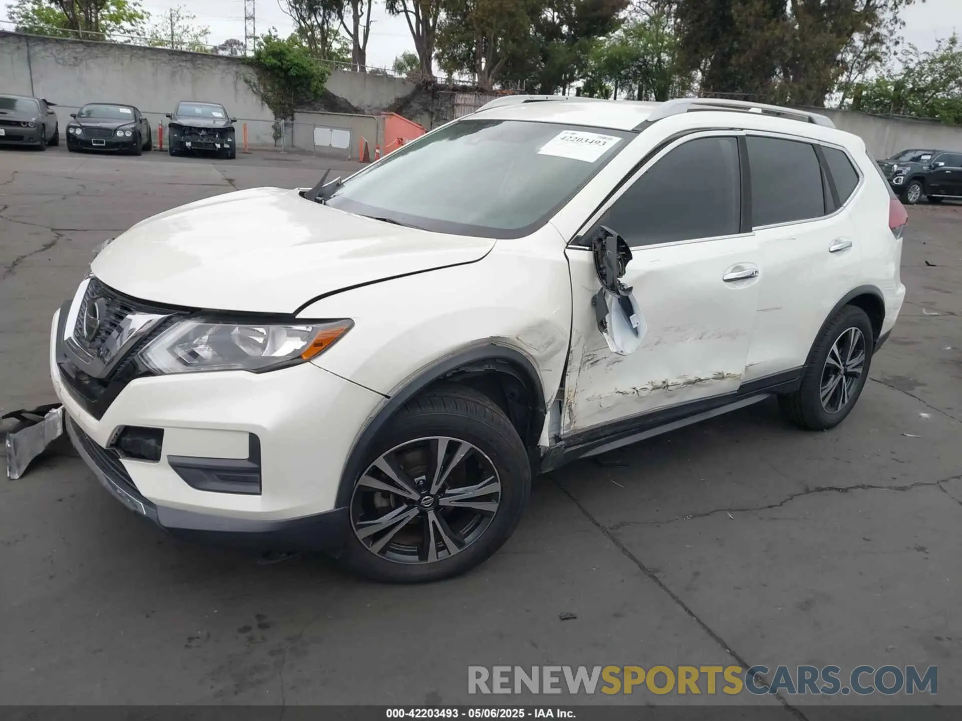 2 fotografías del automóvil dañado 5N1AT2MT4LC792857 NISSAN ROGUE 2020