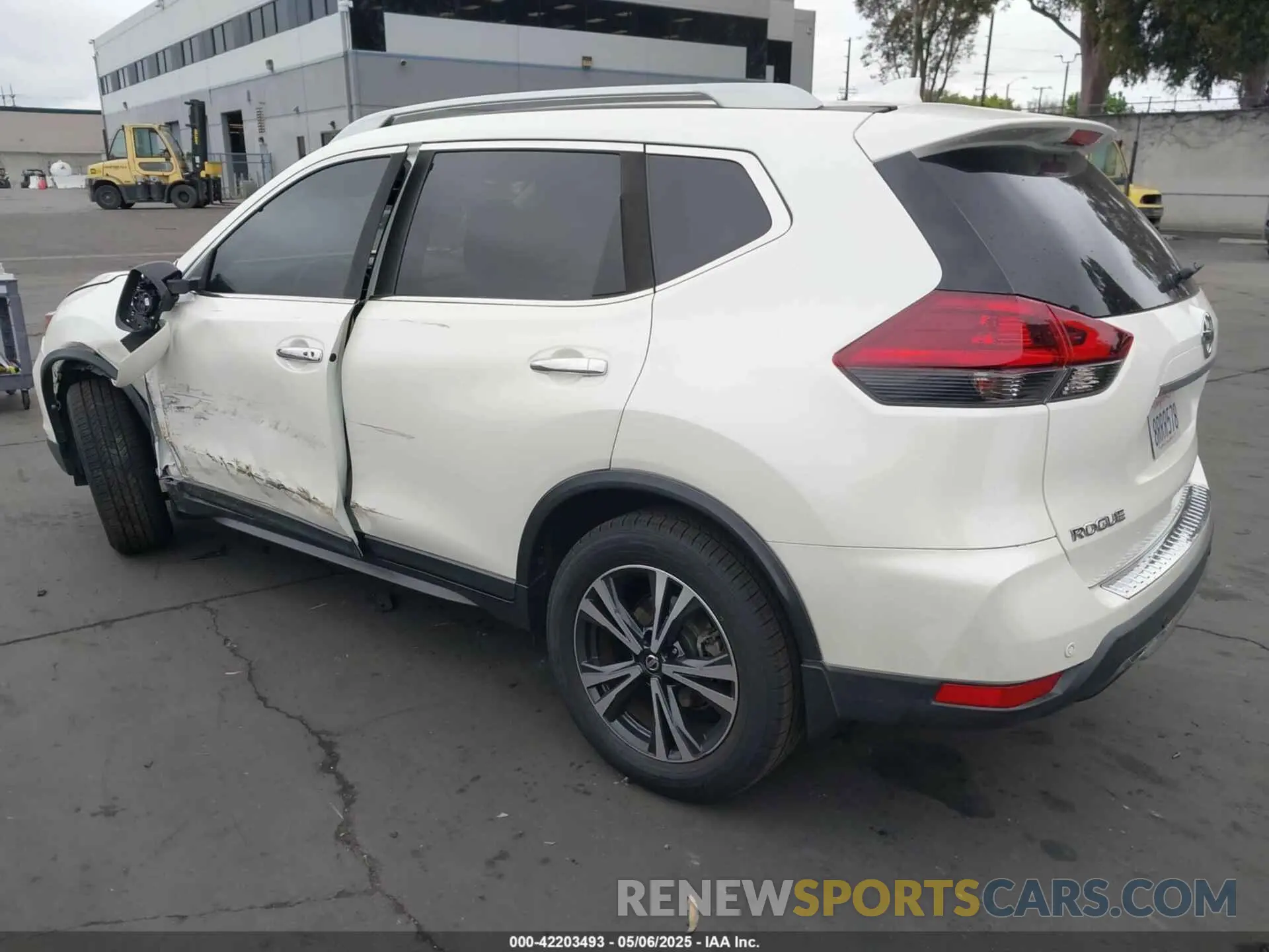 3 fotografías del automóvil dañado 5N1AT2MT4LC792857 NISSAN ROGUE 2020
