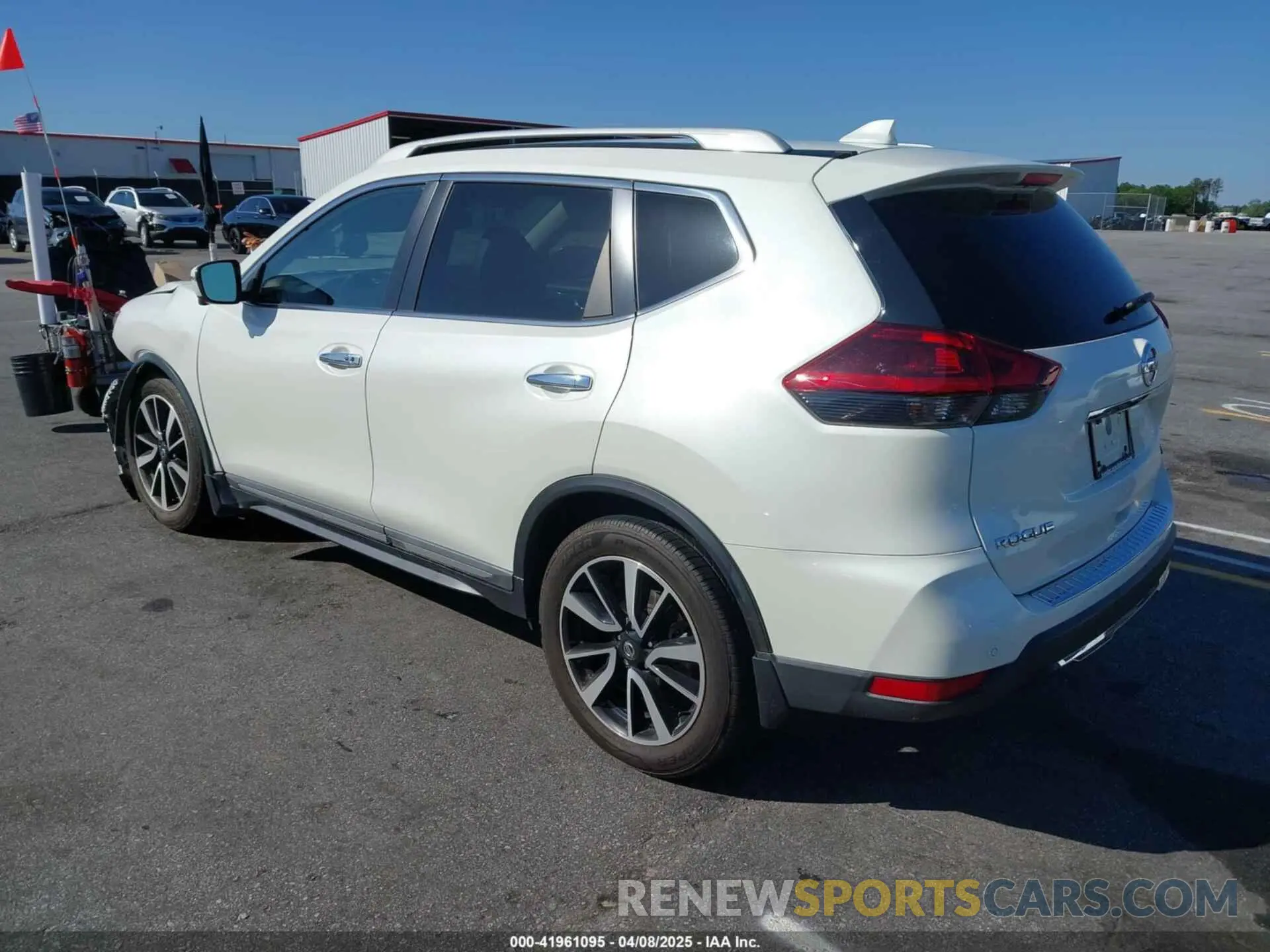 3 fotografías del automóvil dañado 5N1AT2MT4LC793085 NISSAN ROGUE 2020