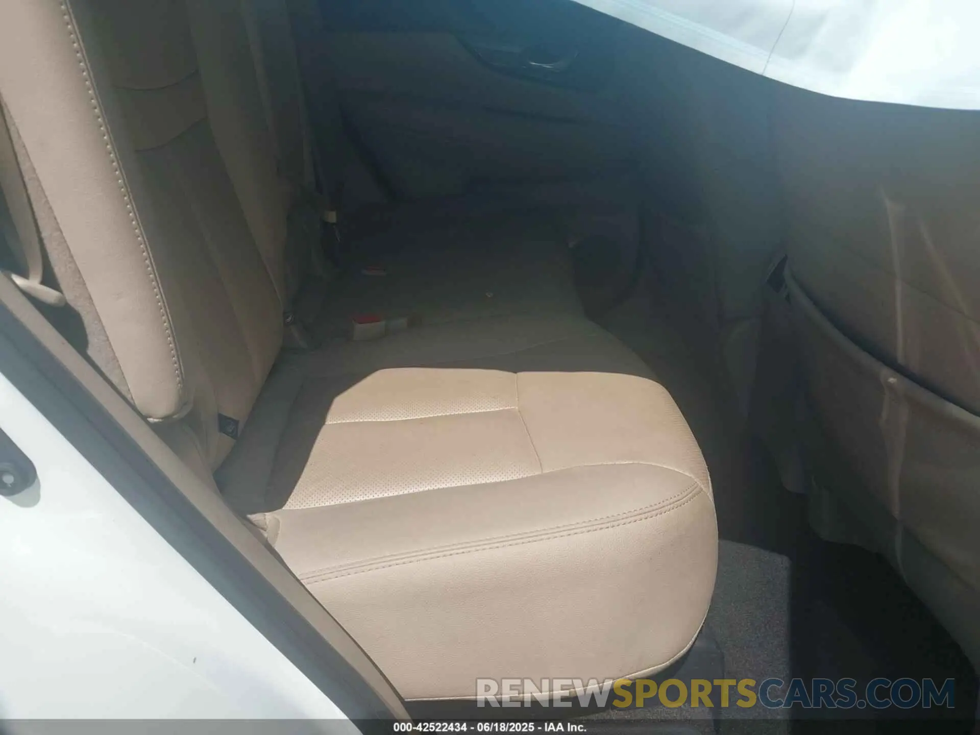 8 fotografías del automóvil dañado 5N1AT2MT4LC796276 NISSAN ROGUE 2020