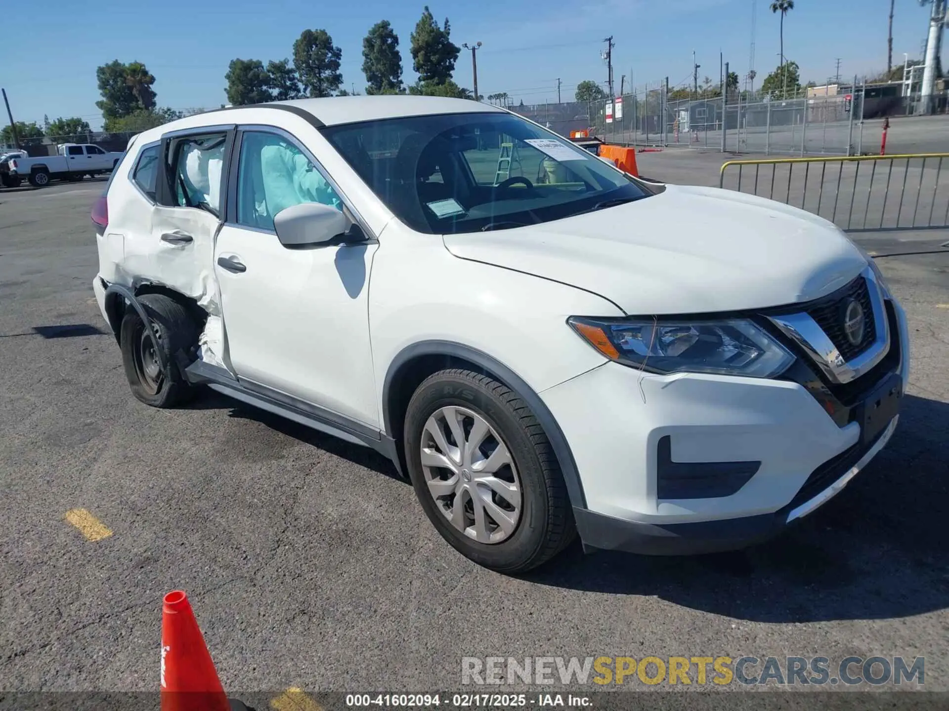 1 fotografías del automóvil dañado 5N1AT2MT5LC738189 NISSAN ROGUE 2020