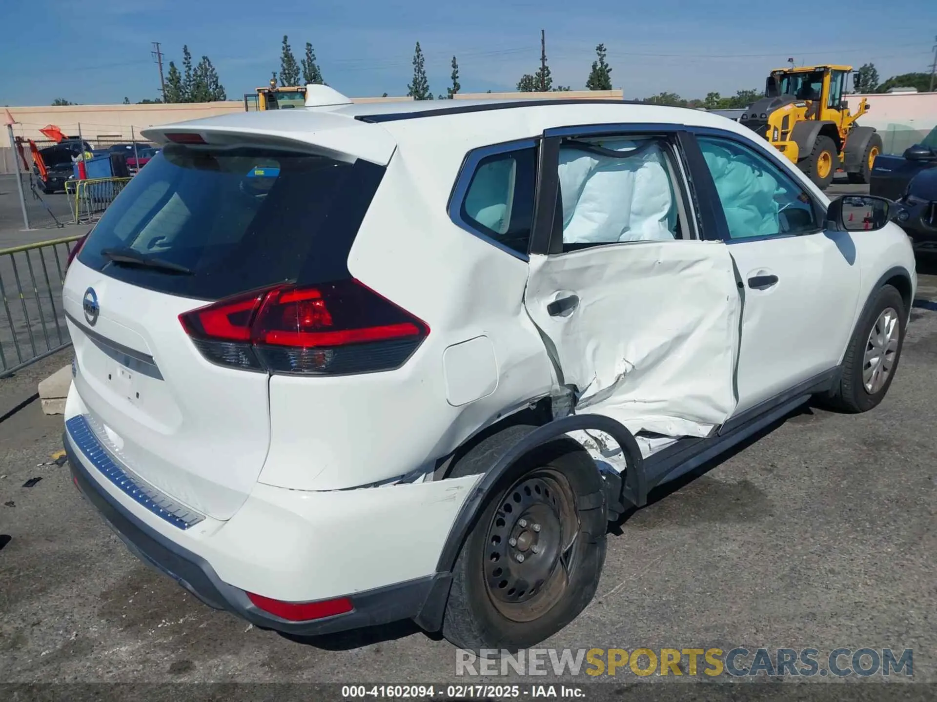 4 fotografías del automóvil dañado 5N1AT2MT5LC738189 NISSAN ROGUE 2020