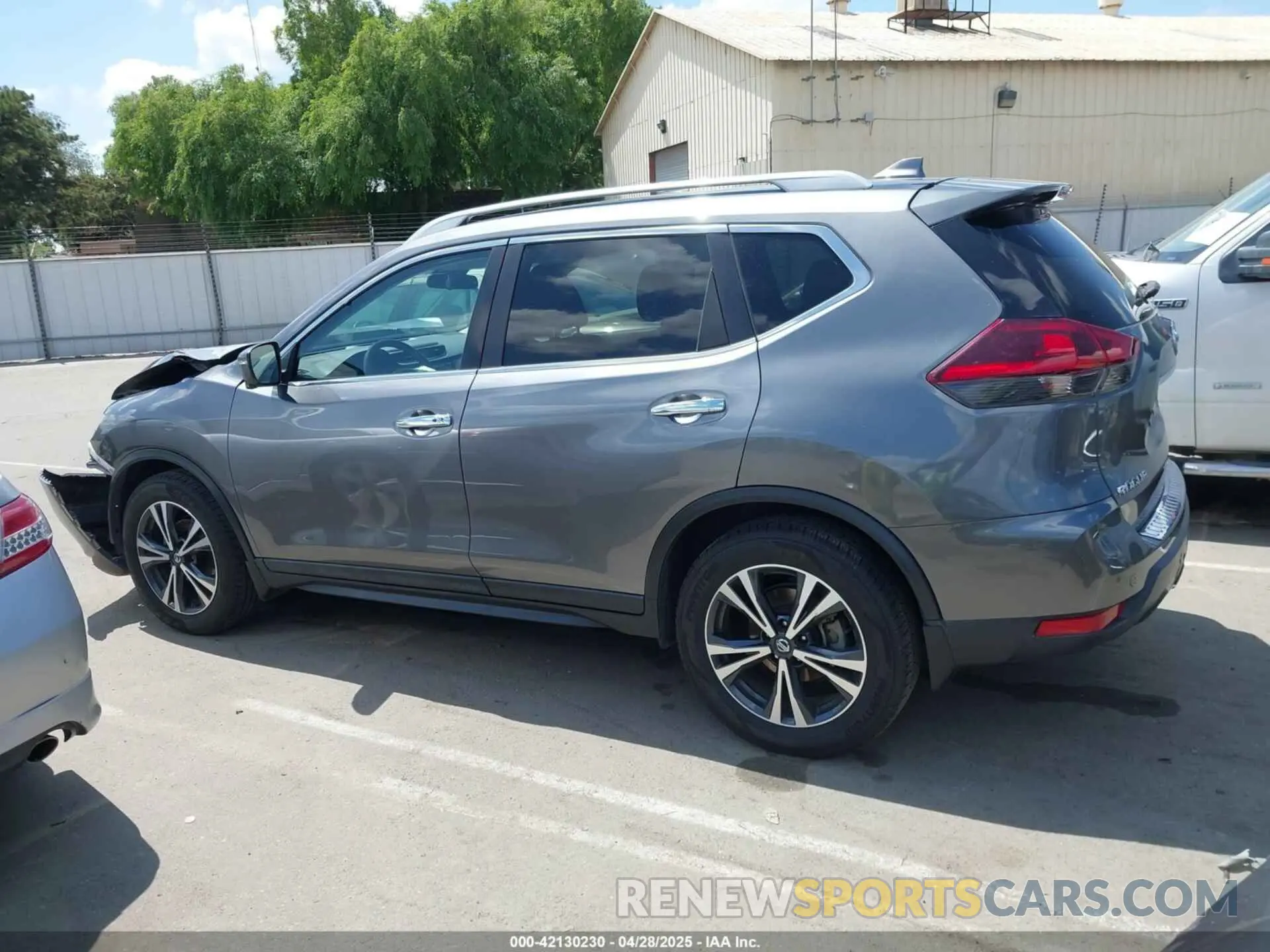 14 fotografías del automóvil dañado 5N1AT2MT7LC723290 NISSAN ROGUE 2020
