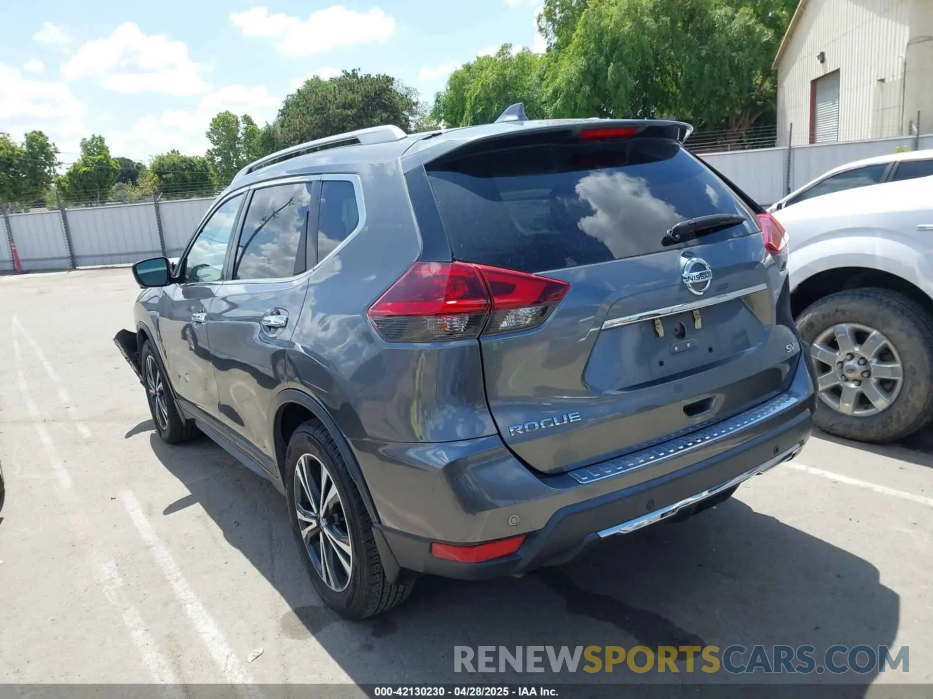3 fotografías del automóvil dañado 5N1AT2MT7LC723290 NISSAN ROGUE 2020