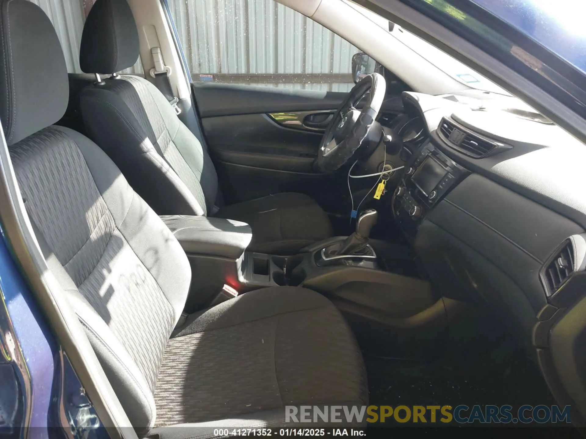 5 fotografías del automóvil dañado 5N1AT2MT9LC747753 NISSAN ROGUE 2020