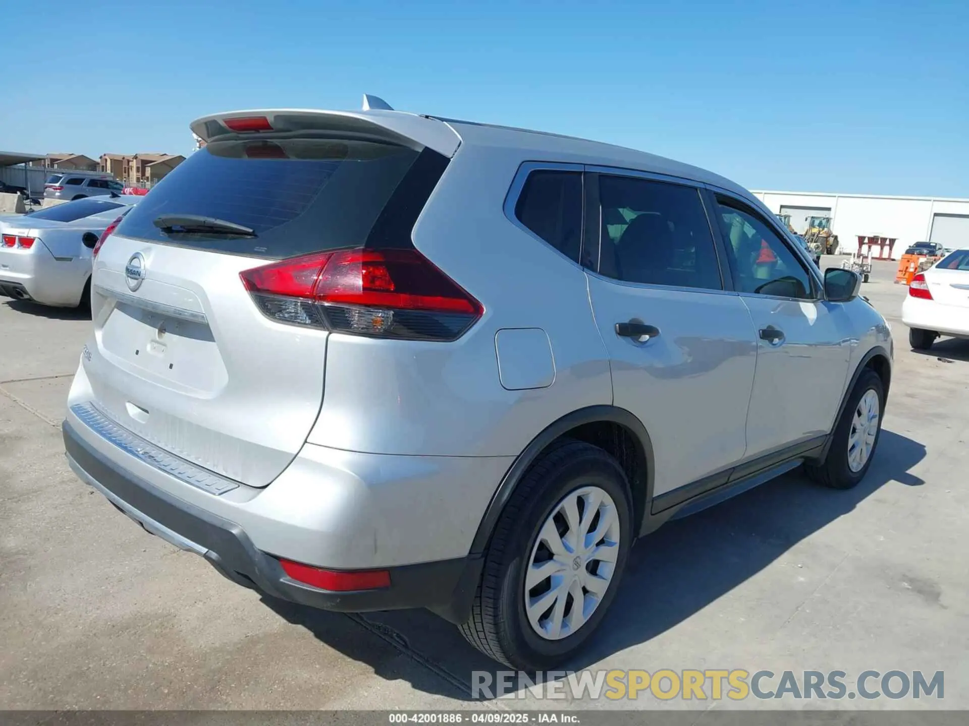 4 fotografías del automóvil dañado 5N1AT2MTXLC721842 NISSAN ROGUE 2020