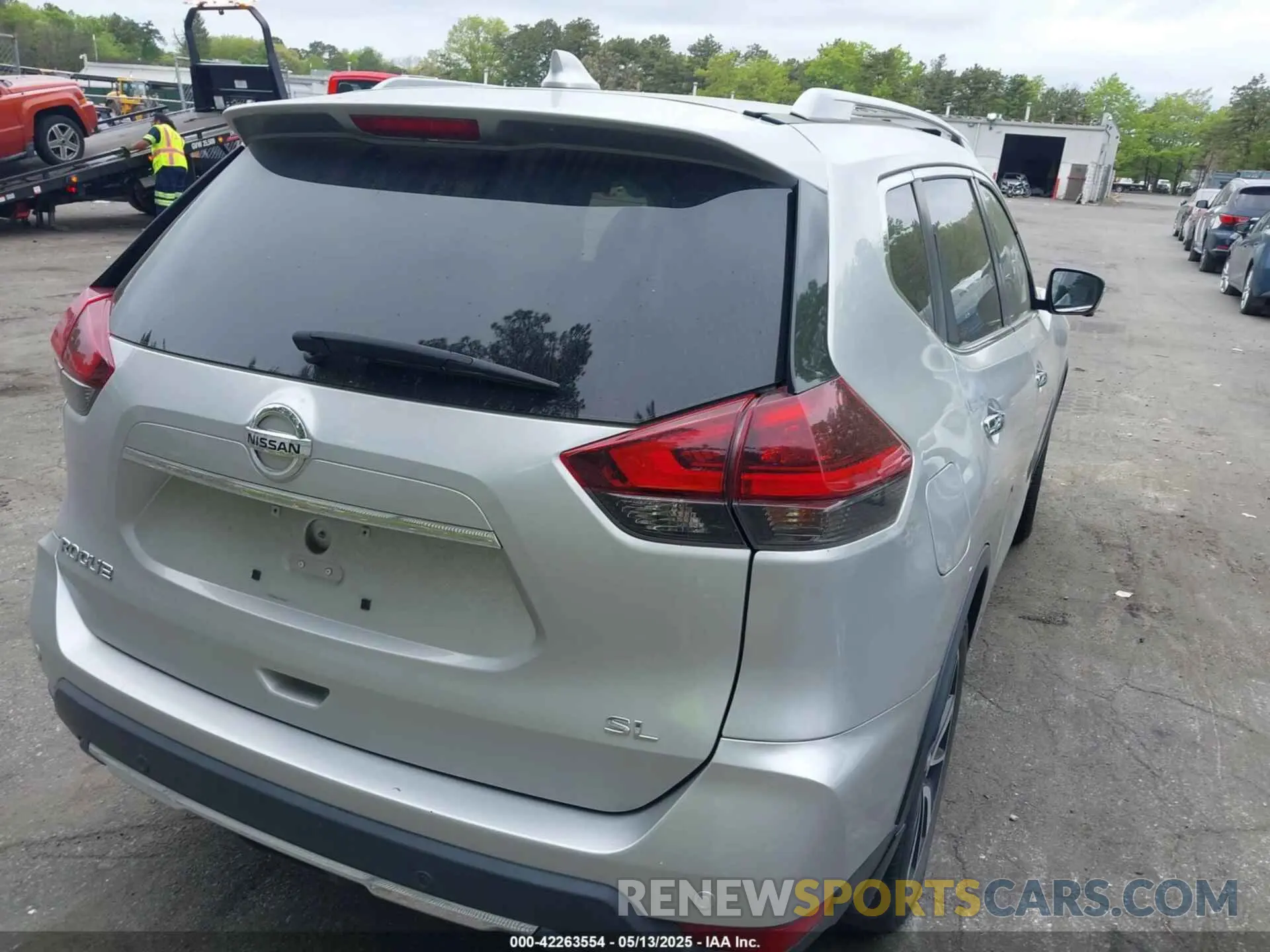 4 fotografías del automóvil dañado 5N1AT2MTXLC731464 NISSAN ROGUE 2020