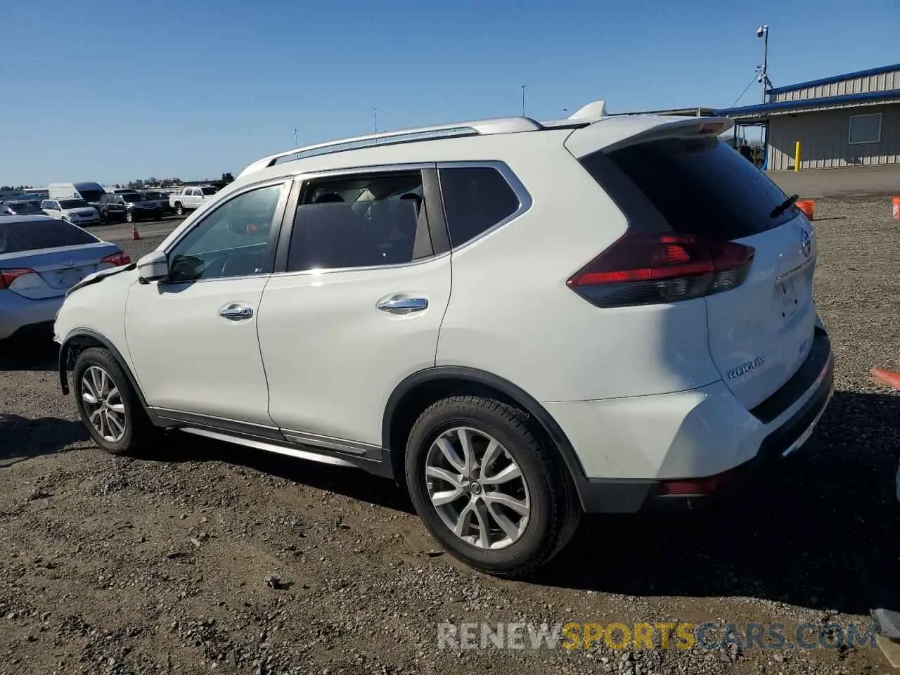 2 fotografías del automóvil dañado 5N1AT2MTXLC761130 NISSAN ROGUE 2020