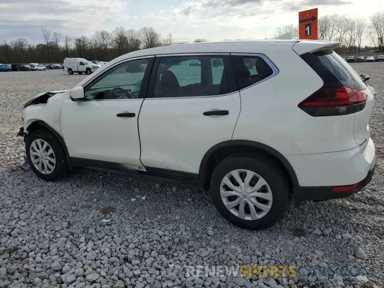 2 fotografías del automóvil dañado 5N1AT2MV1LC748025 NISSAN ROGUE 2020