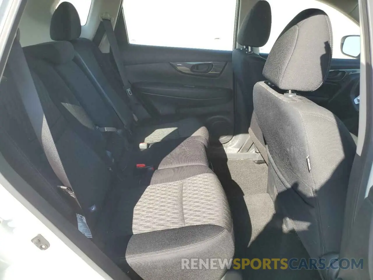 11 fotografías del automóvil dañado 5N1AT2MV1LC809874 NISSAN ROGUE 2020