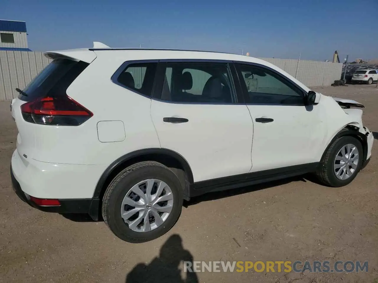 3 fotografías del automóvil dañado 5N1AT2MV1LC809874 NISSAN ROGUE 2020