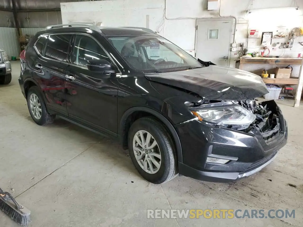 4 fotografías del automóvil dañado 5N1AT2MV2LC715891 NISSAN ROGUE 2020