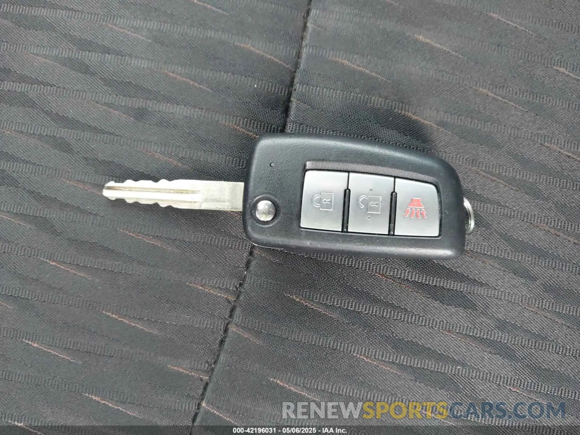 11 fotografías del automóvil dañado 5N1AT2MV2LC793197 NISSAN ROGUE 2020