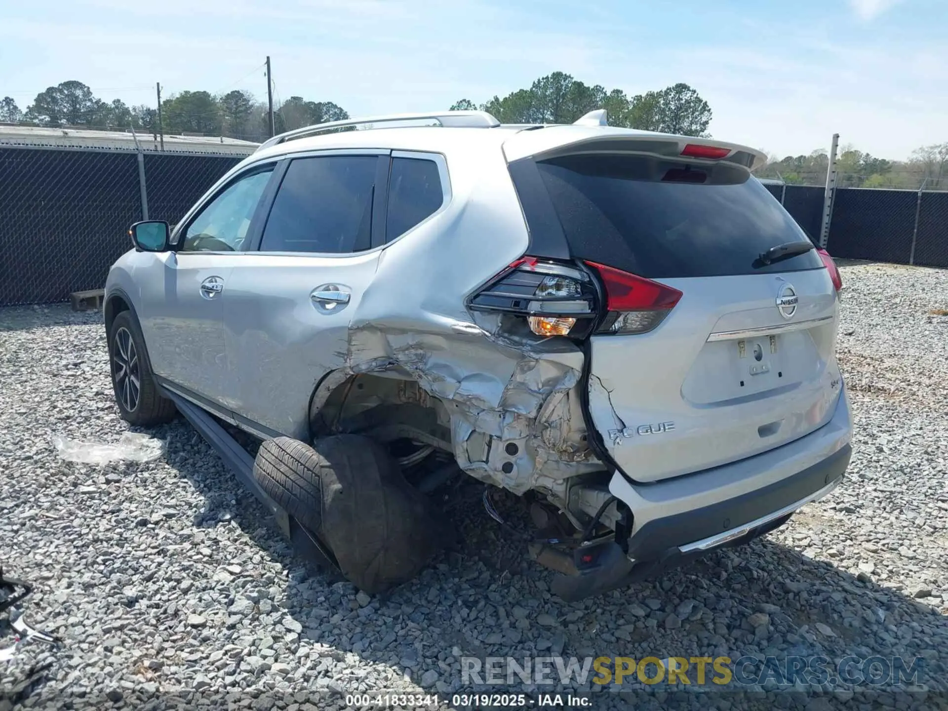 3 fotografías del automóvil dañado 5N1AT2MV3LC725930 NISSAN ROGUE 2020
