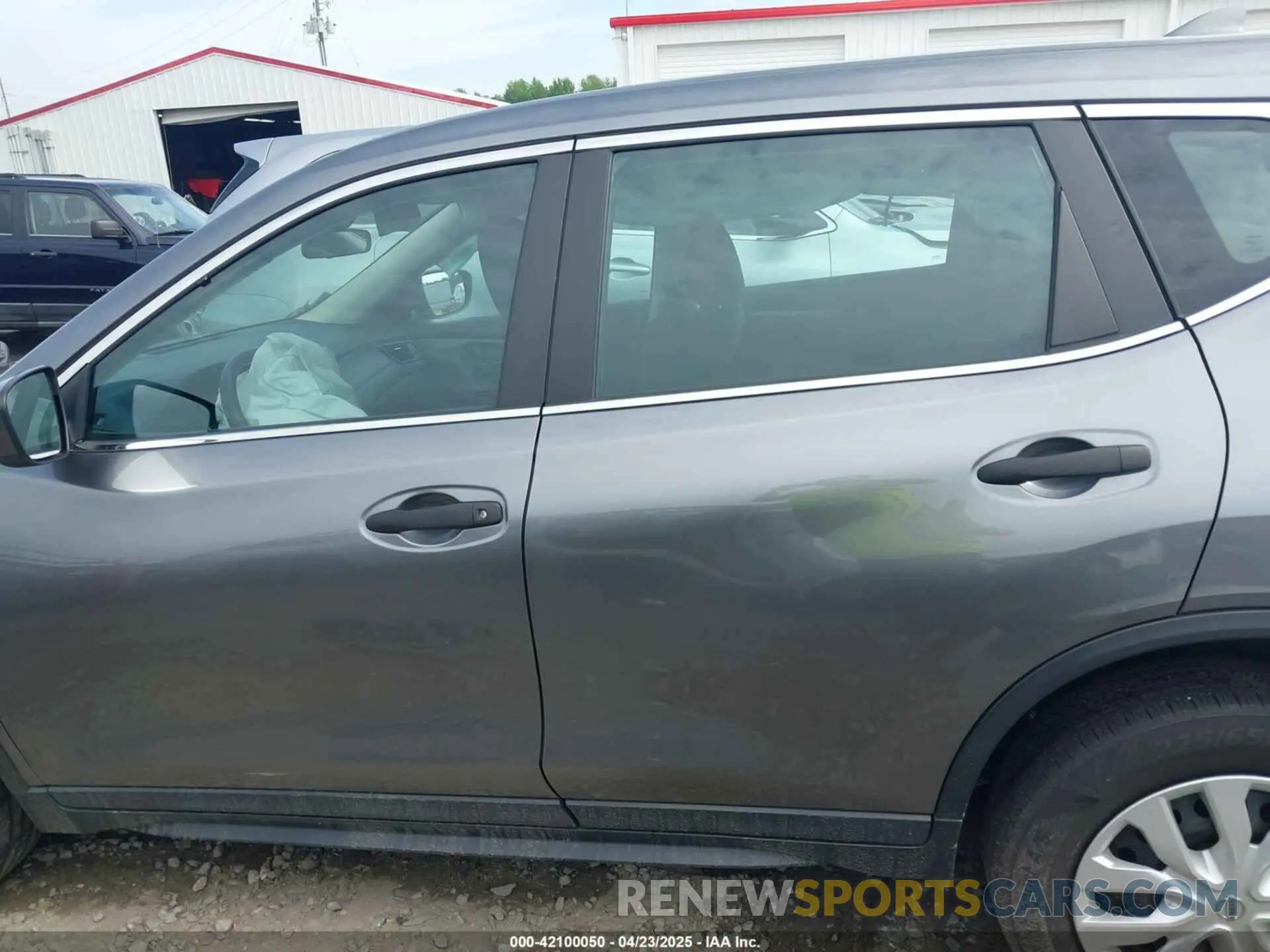 14 fotografías del automóvil dañado 5N1AT2MV4LC799907 NISSAN ROGUE 2020