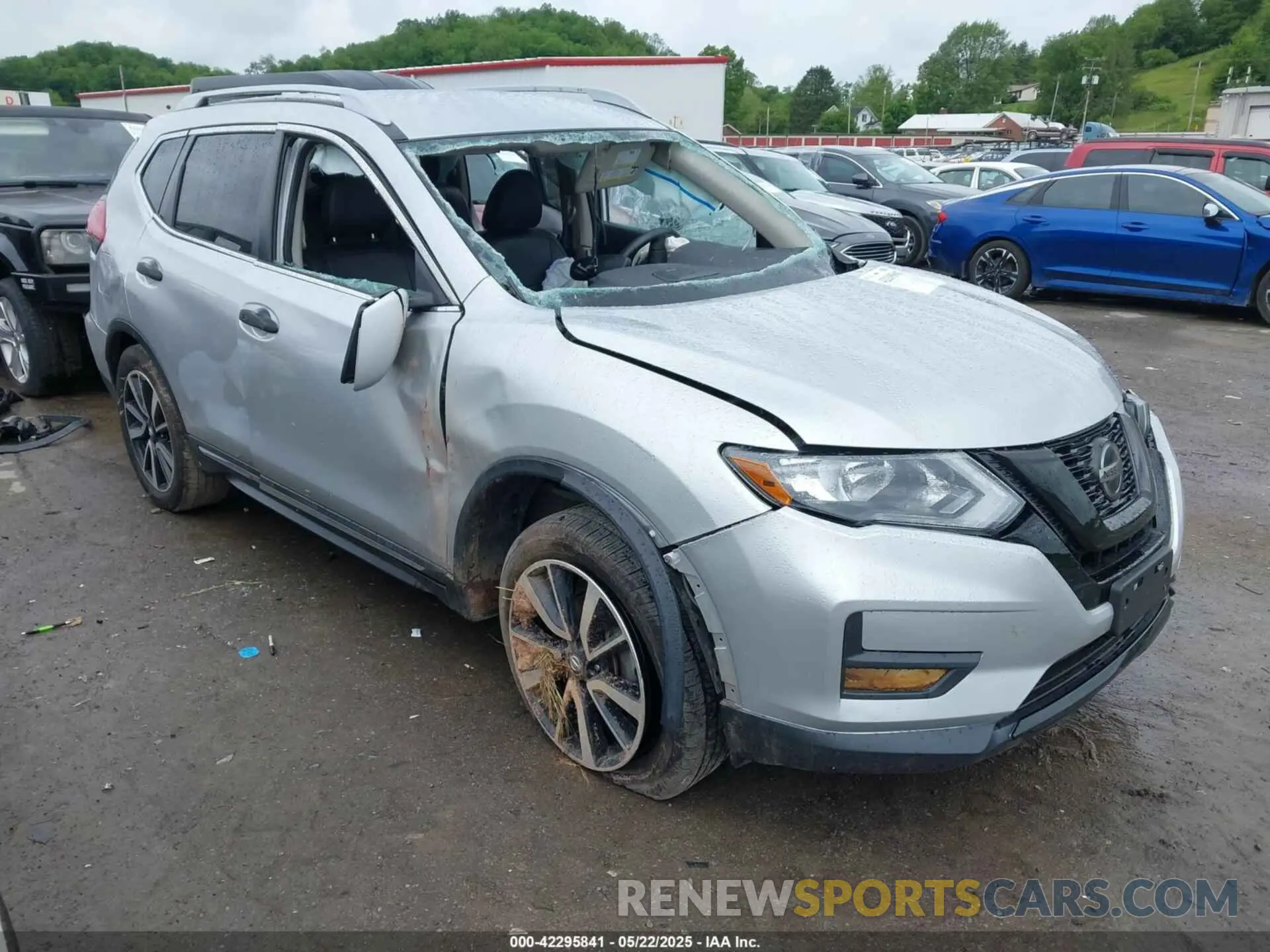 1 fotografías del automóvil dañado 5N1AT2MV5LC708045 NISSAN ROGUE 2020