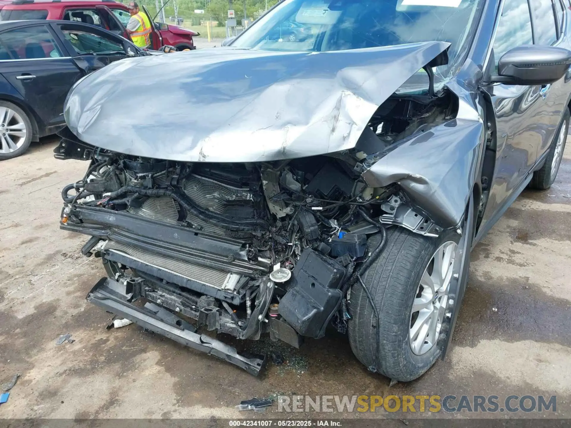 17 fotografías del automóvil dañado 5N1AT2MV5LC748688 NISSAN ROGUE 2020