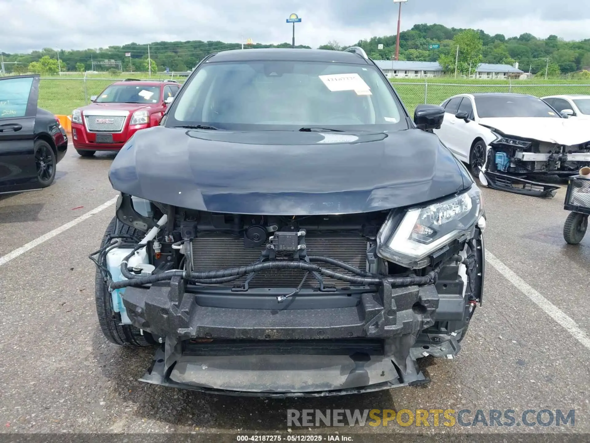 13 fotografías del automóvil dañado 5N1AT2MV6LC771851 NISSAN ROGUE 2020