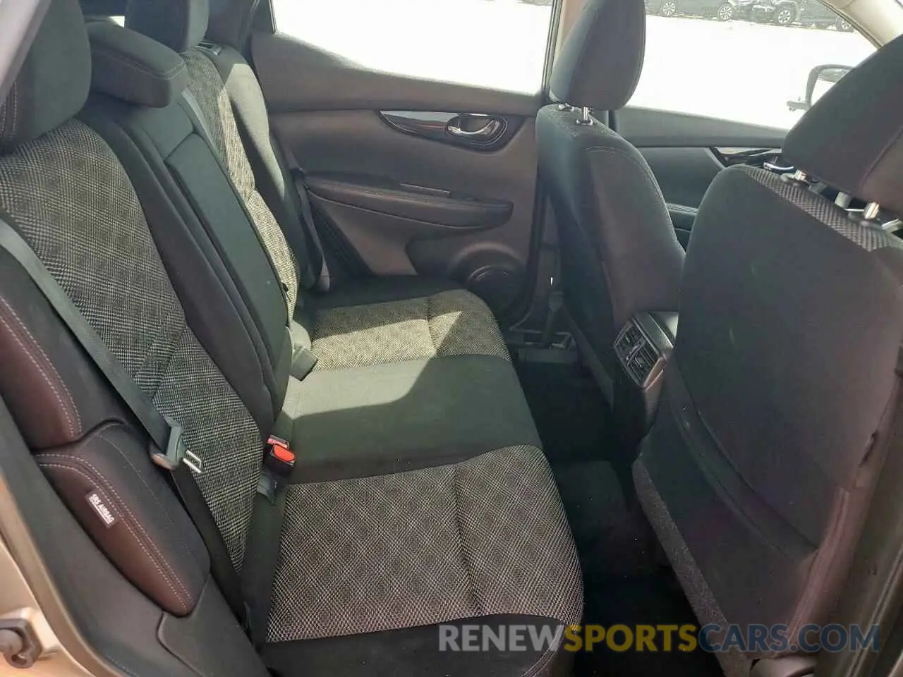 11 fotografías del automóvil dañado JN1BJ1CV4LW548140 NISSAN ROGUE 2020