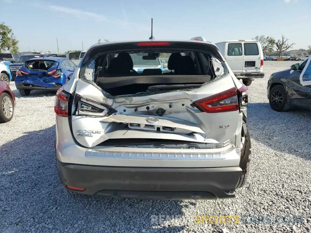 6 fotografías del automóvil dañado JN1BJ1CV5LW263513 NISSAN ROGUE 2020
