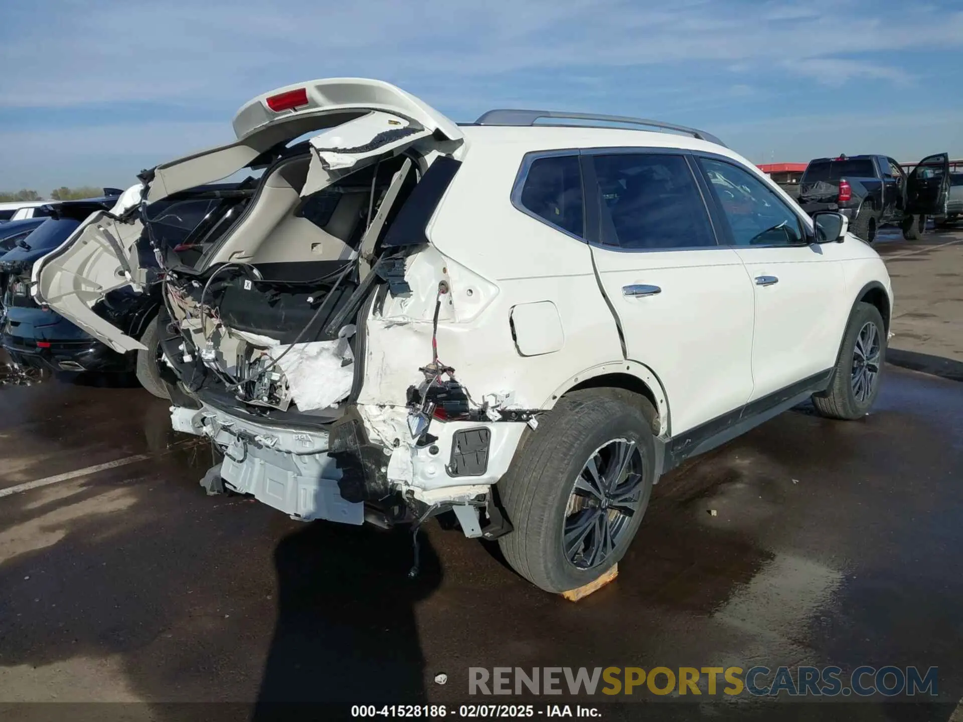 4 fotografías del automóvil dañado JN8AT2MT0LW014529 NISSAN ROGUE 2020