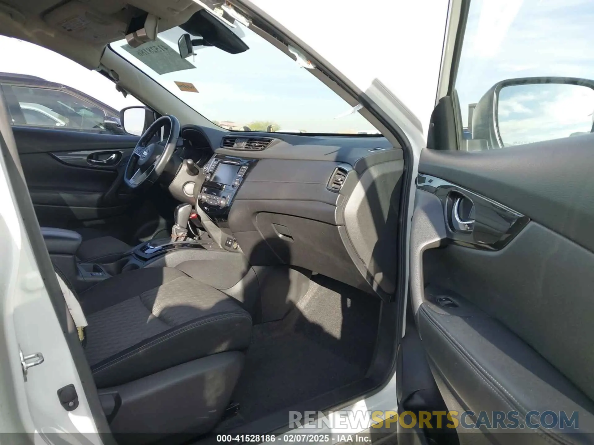 5 fotografías del automóvil dañado JN8AT2MT0LW014529 NISSAN ROGUE 2020