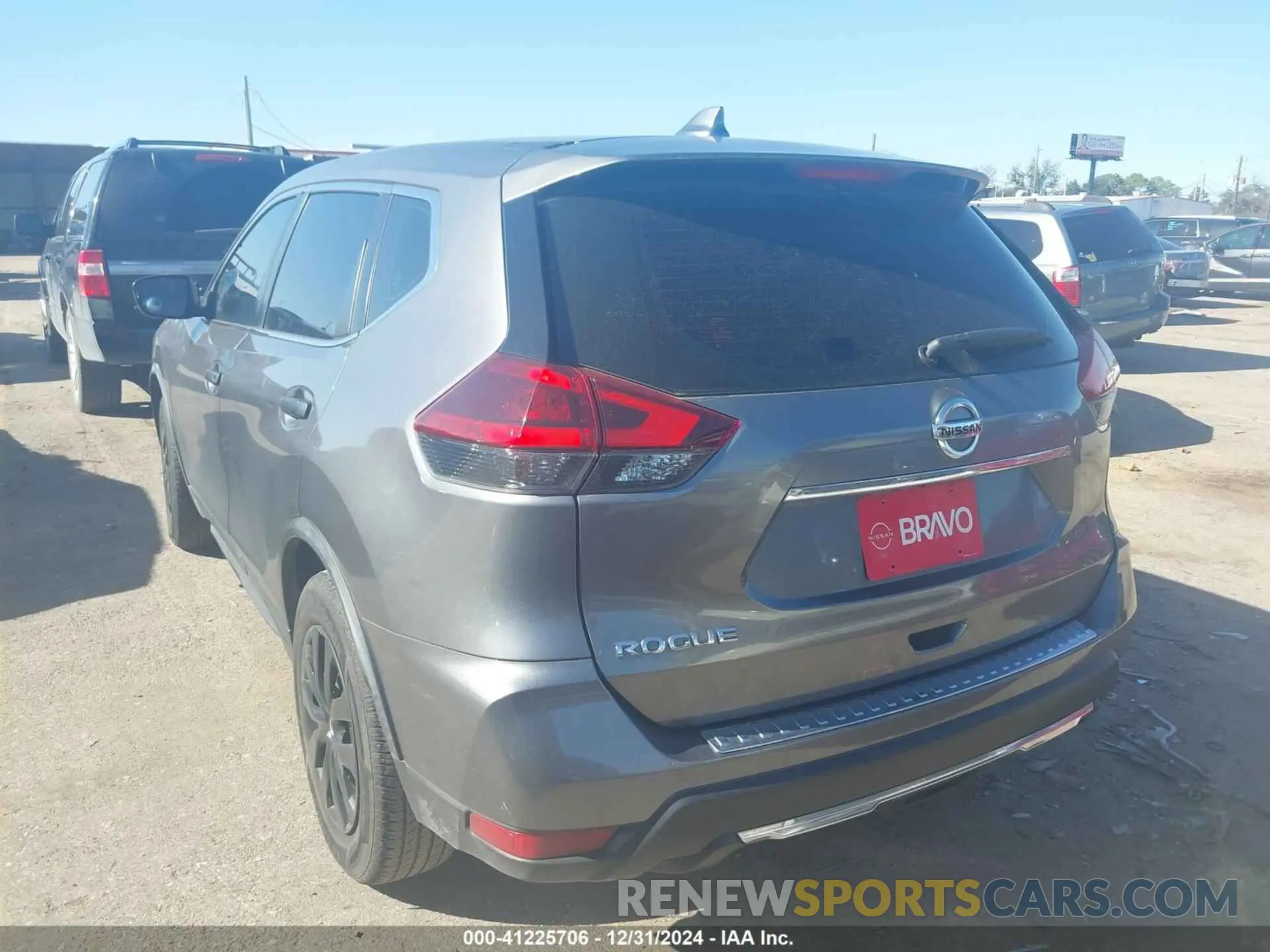 3 fotografías del automóvil dañado JN8AT2MT0LW032206 NISSAN ROGUE 2020