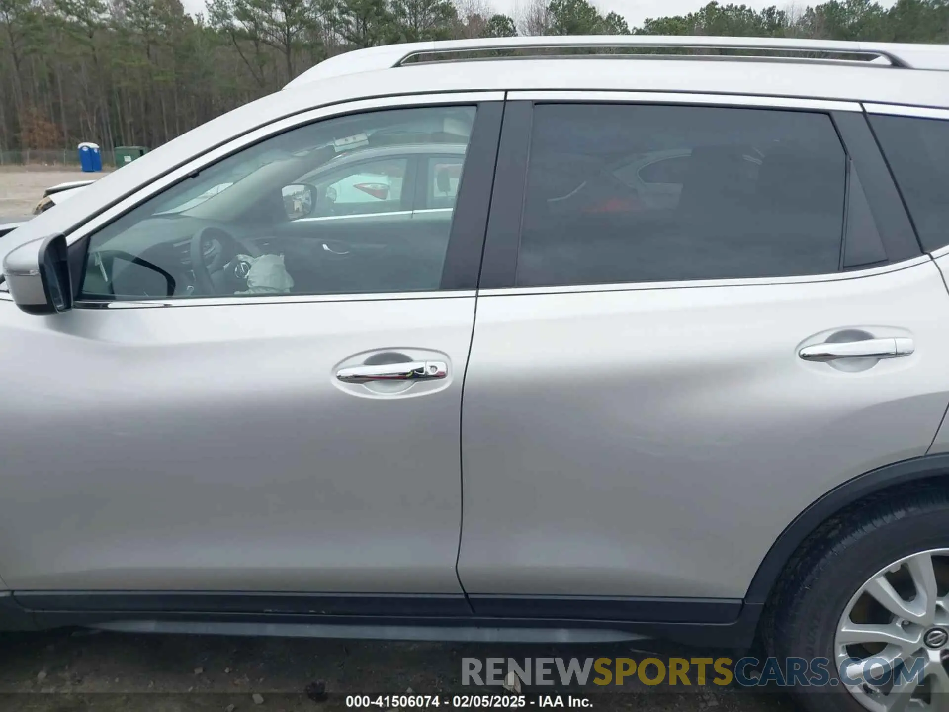 15 fotografías del automóvil dañado JN8AT2MT0LW041925 NISSAN ROGUE 2020