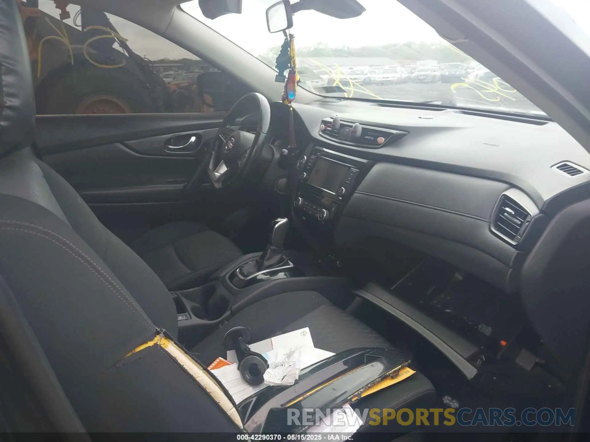 5 fotografías del automóvil dañado JN8AT2MT3LW003220 NISSAN ROGUE 2020
