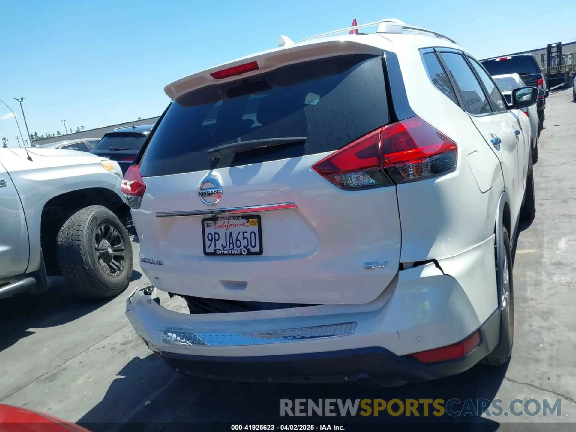 16 fotografías del automóvil dañado JN8AT2MT6LW003230 NISSAN ROGUE 2020