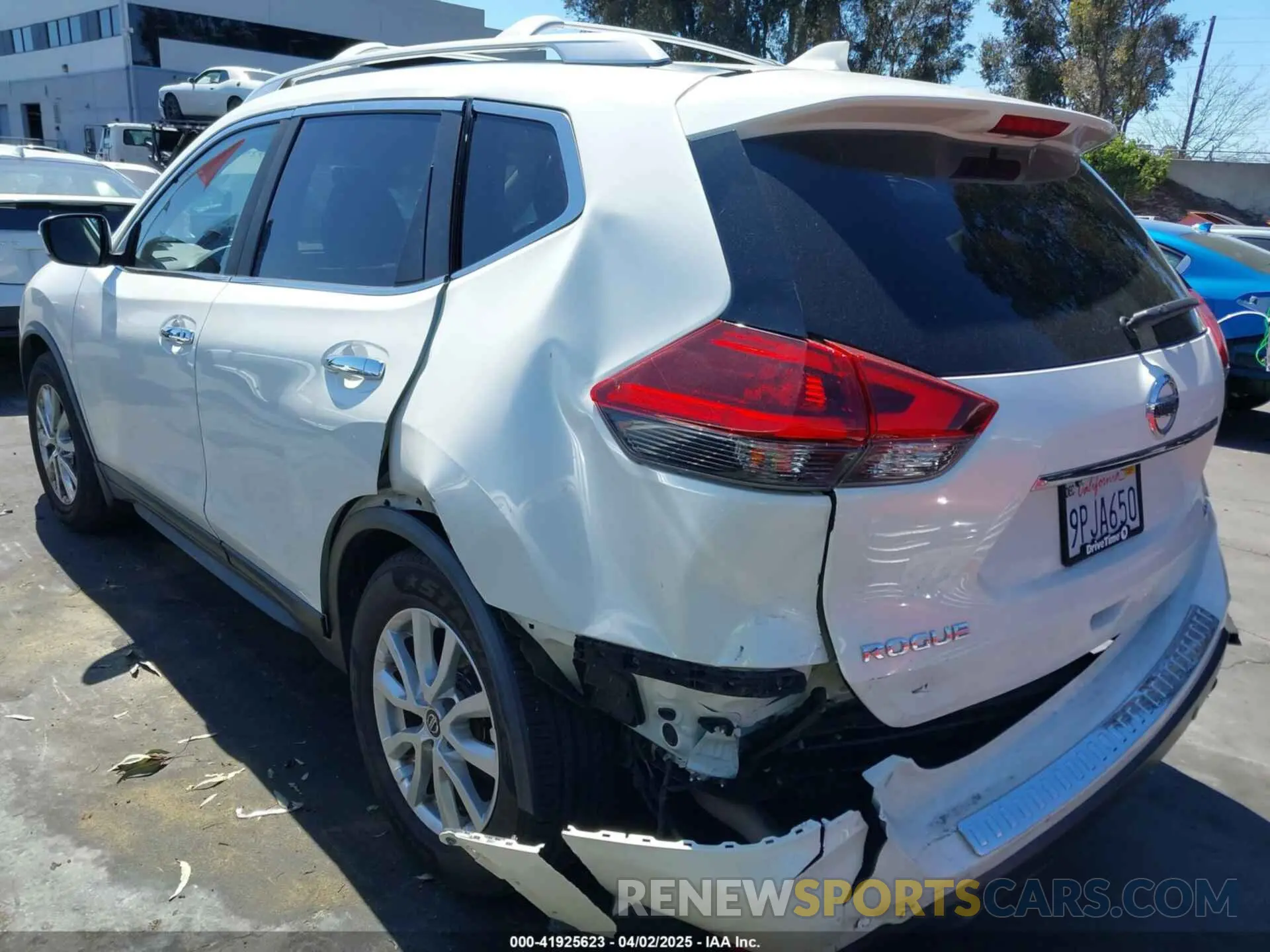 3 fotografías del automóvil dañado JN8AT2MT6LW003230 NISSAN ROGUE 2020