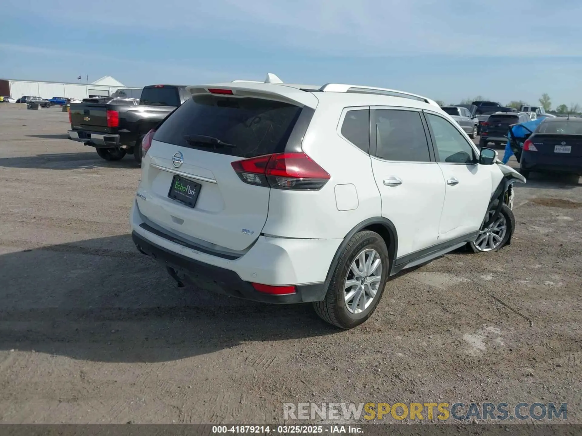 4 fotografías del automóvil dañado JN8AT2MT7LW002765 NISSAN ROGUE 2020