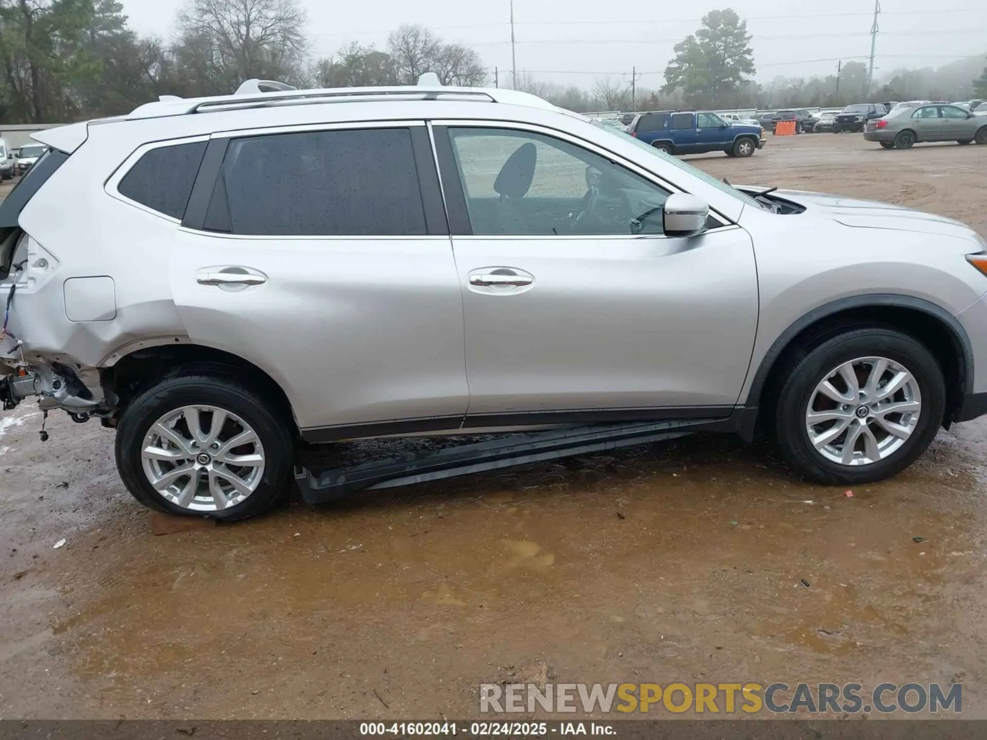 14 fotografías del automóvil dañado JN8AT2MT9LW000239 NISSAN ROGUE 2020