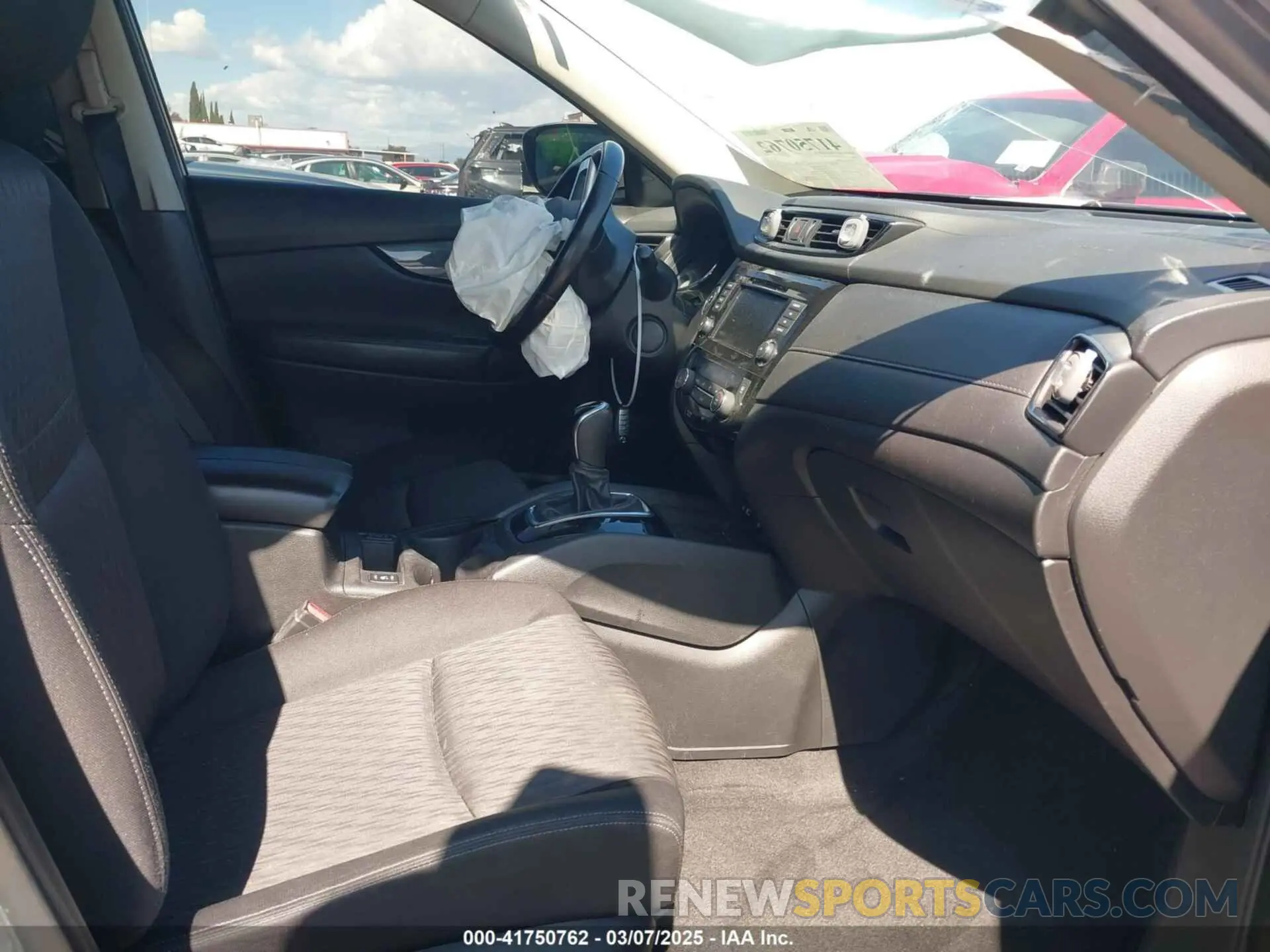 5 fotografías del automóvil dañado JN8AT2MT9LW006753 NISSAN ROGUE 2020