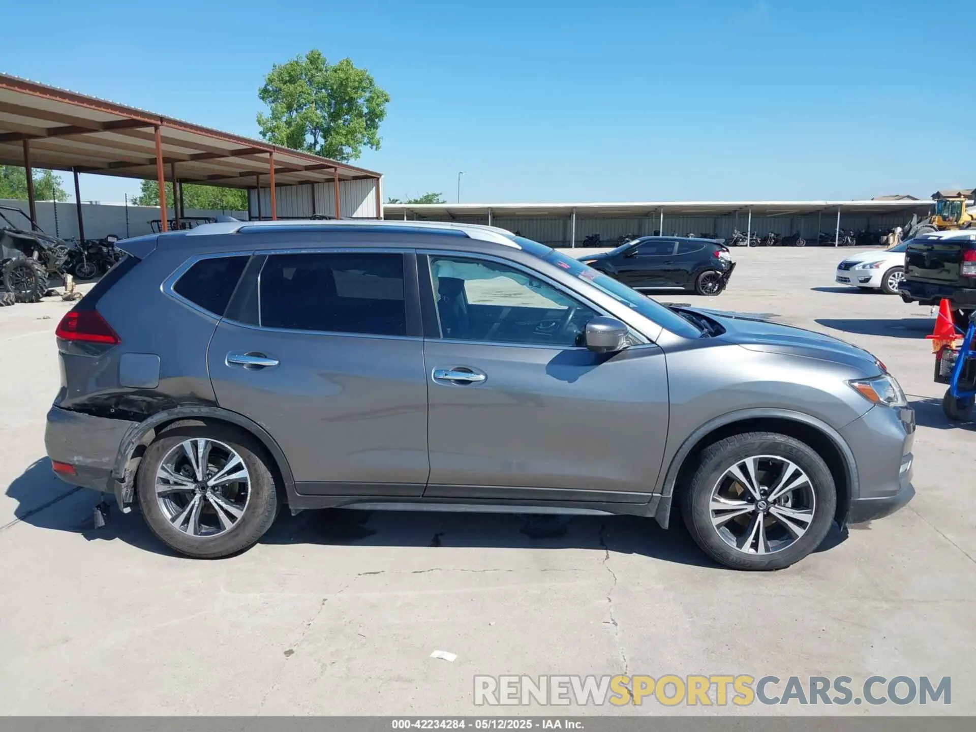 13 fotografías del automóvil dañado JN8AT2MTXLW004588 NISSAN ROGUE 2020