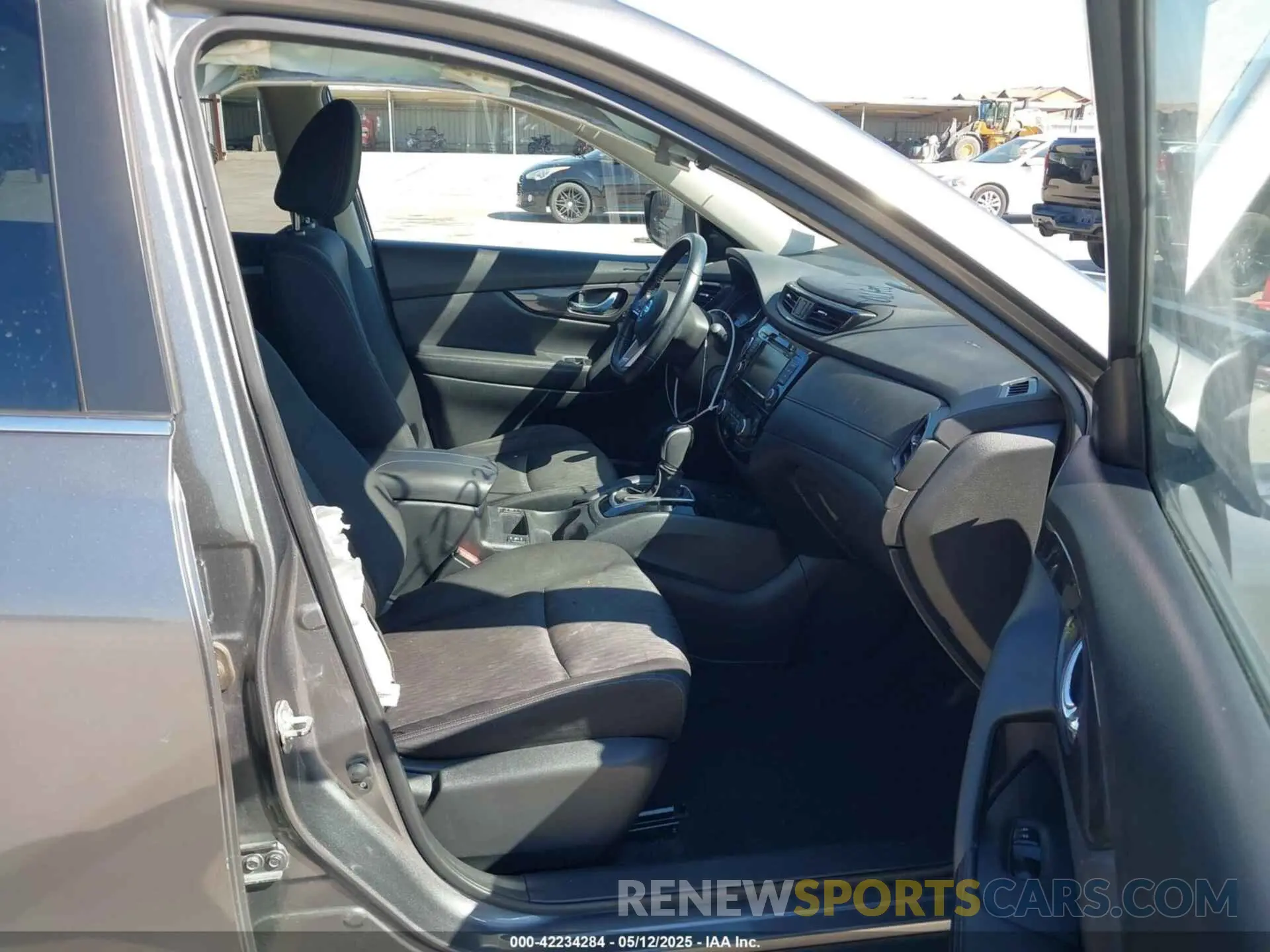 5 fotografías del automóvil dañado JN8AT2MTXLW004588 NISSAN ROGUE 2020