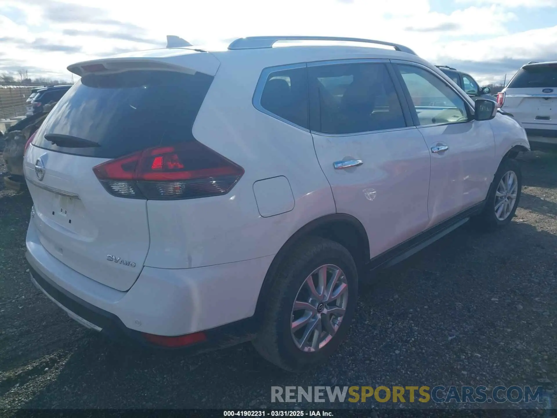4 fotografías del automóvil dañado JN8AT2MV3LW138117 NISSAN ROGUE 2020