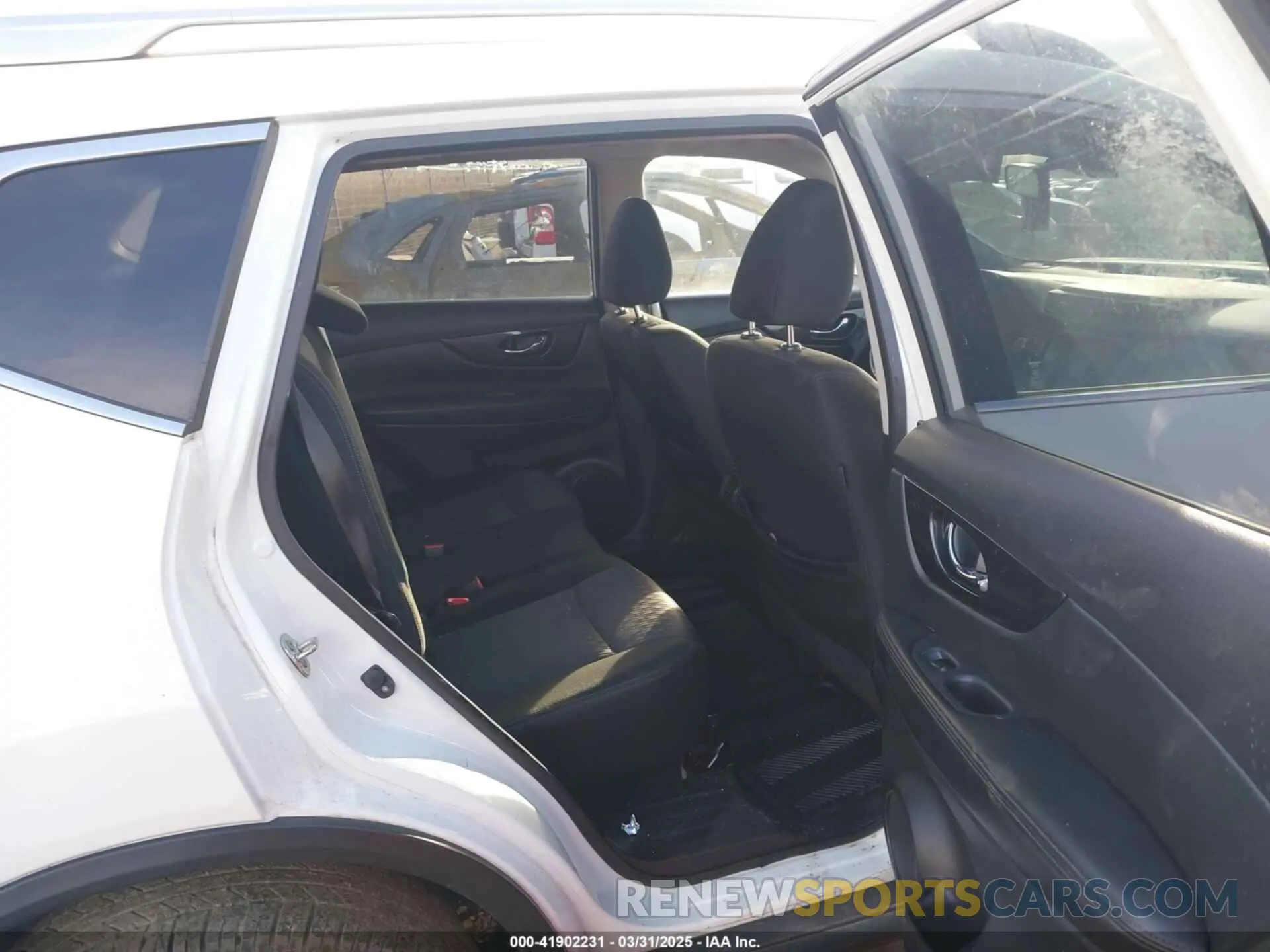 8 fotografías del automóvil dañado JN8AT2MV3LW138117 NISSAN ROGUE 2020