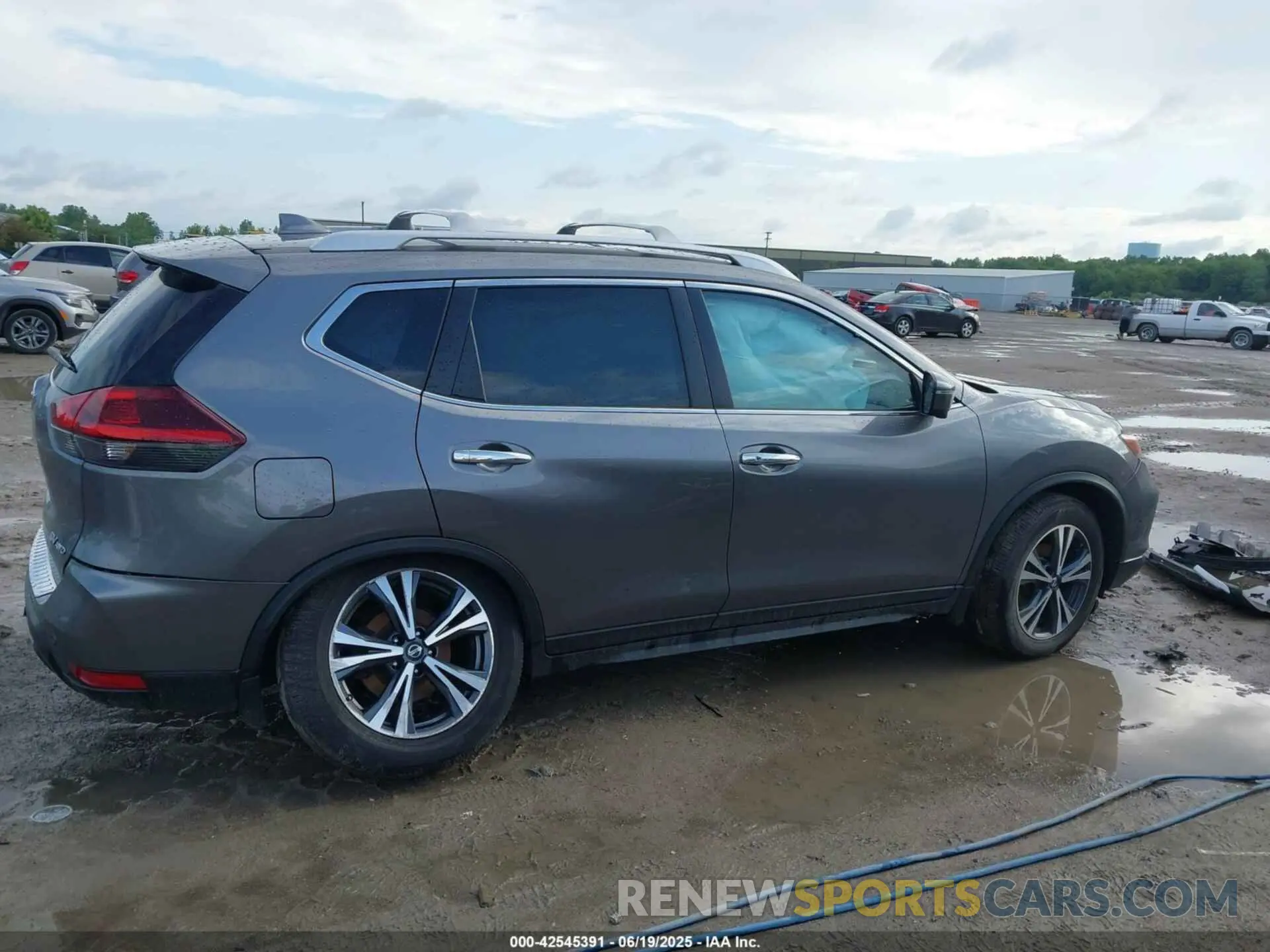 13 fotografías del automóvil dañado JN8AT2MV4LW102226 NISSAN ROGUE 2020