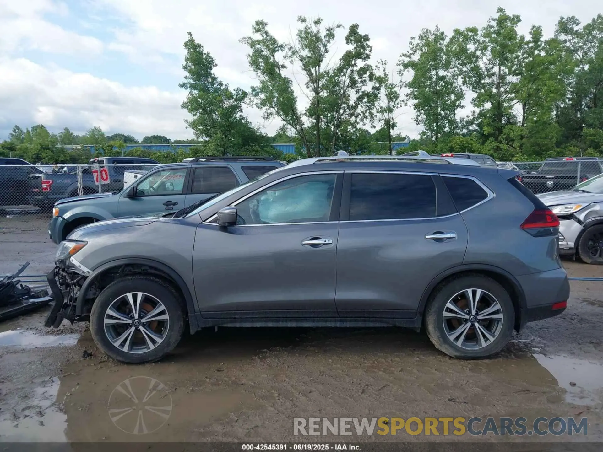 14 fotografías del automóvil dañado JN8AT2MV4LW102226 NISSAN ROGUE 2020