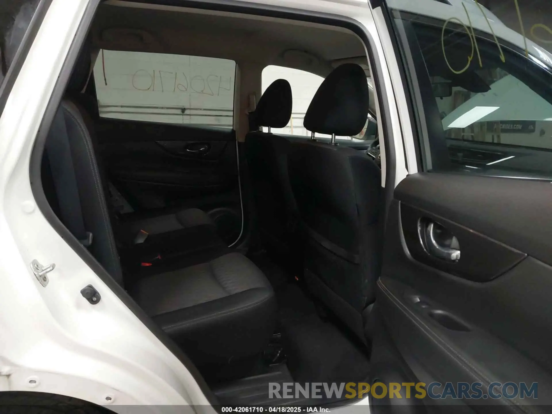 8 fotografías del automóvil dañado JN8AT2MV5LW103689 NISSAN ROGUE 2020