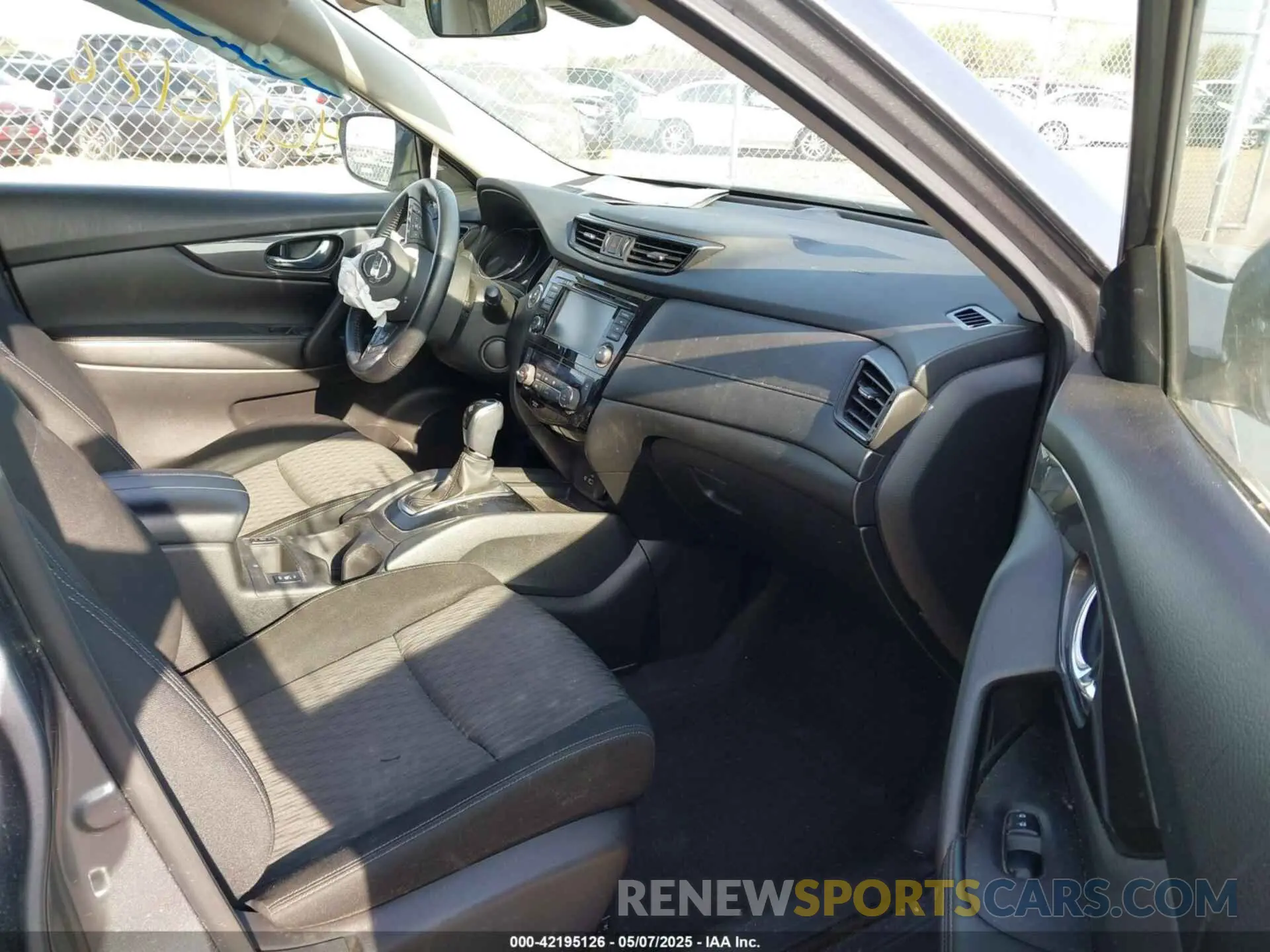 5 fotografías del automóvil dañado JN8AT2MV5LW122520 NISSAN ROGUE 2020