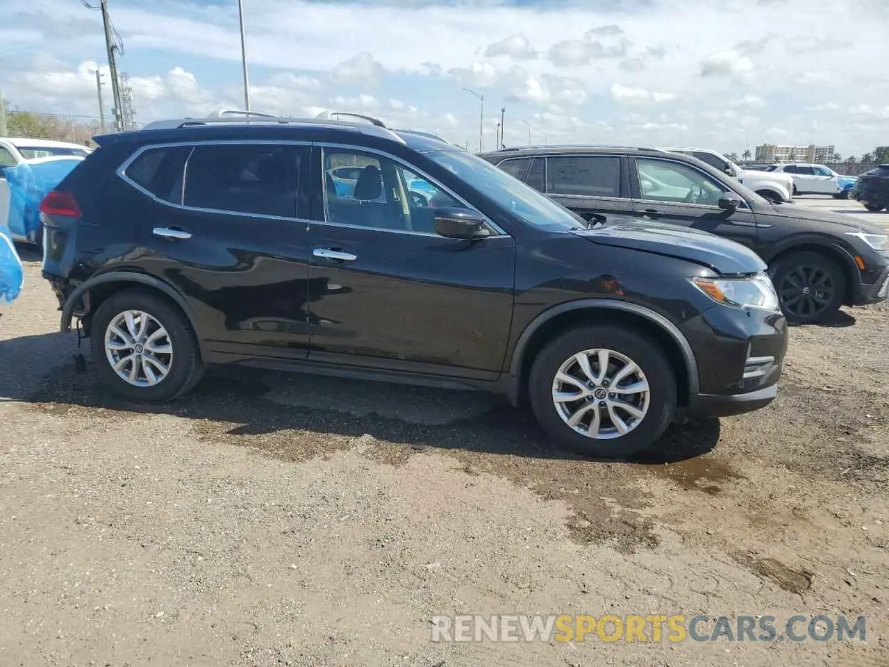 4 fotografías del automóvil dañado JN8AT2MV5LW133386 NISSAN ROGUE 2020