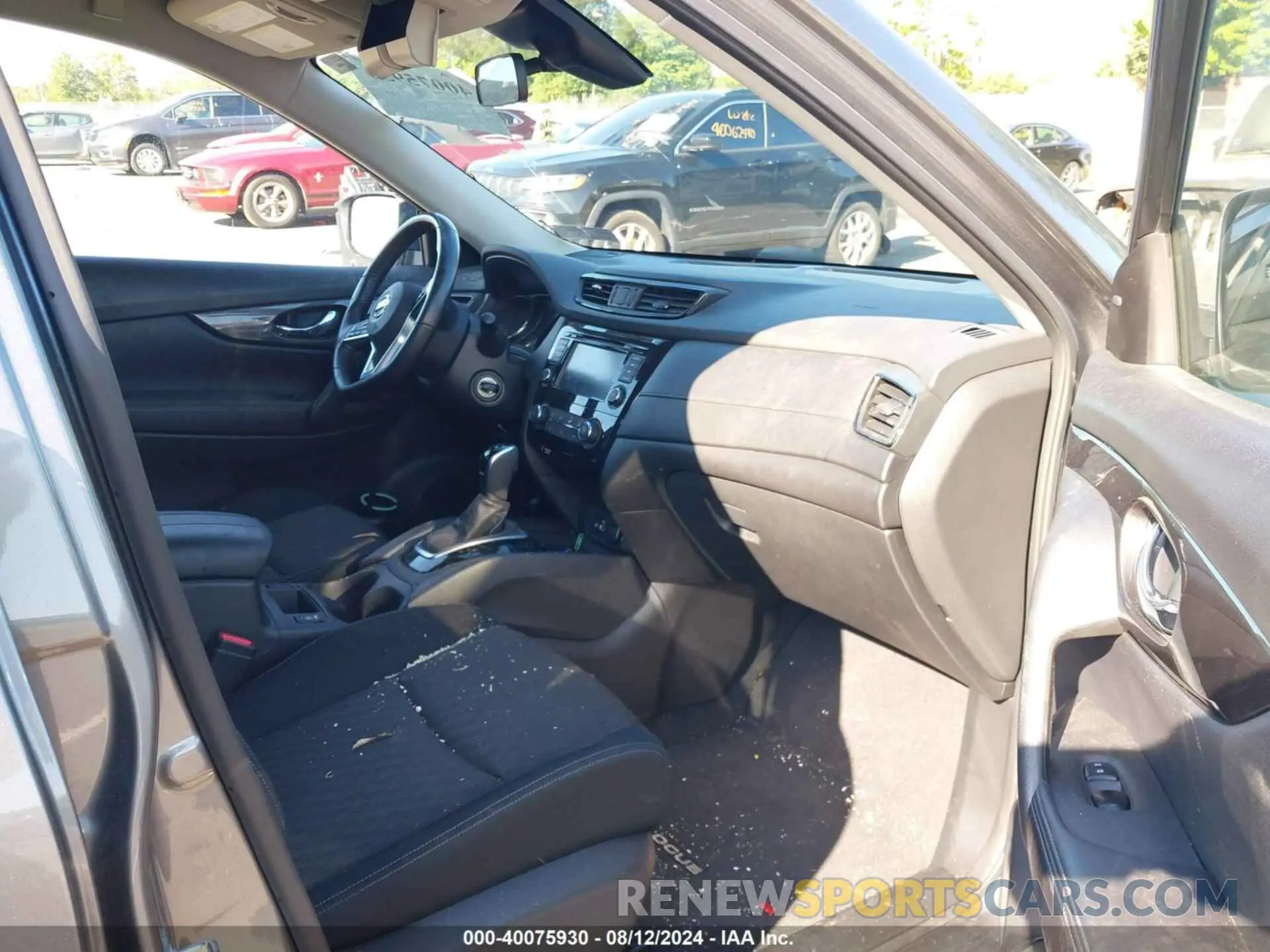5 fotografías del automóvil dañado JN8AT2MV7LW102219 NISSAN ROGUE 2020